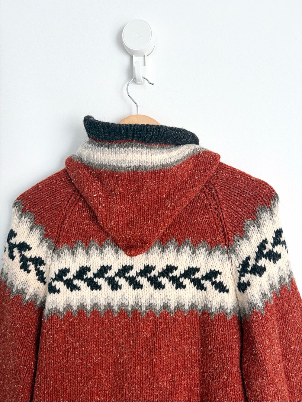 Vintage 1970s Hand Knit Wool Hooded Cowichan Style Zip Up - Size S - Picture 4 of 6